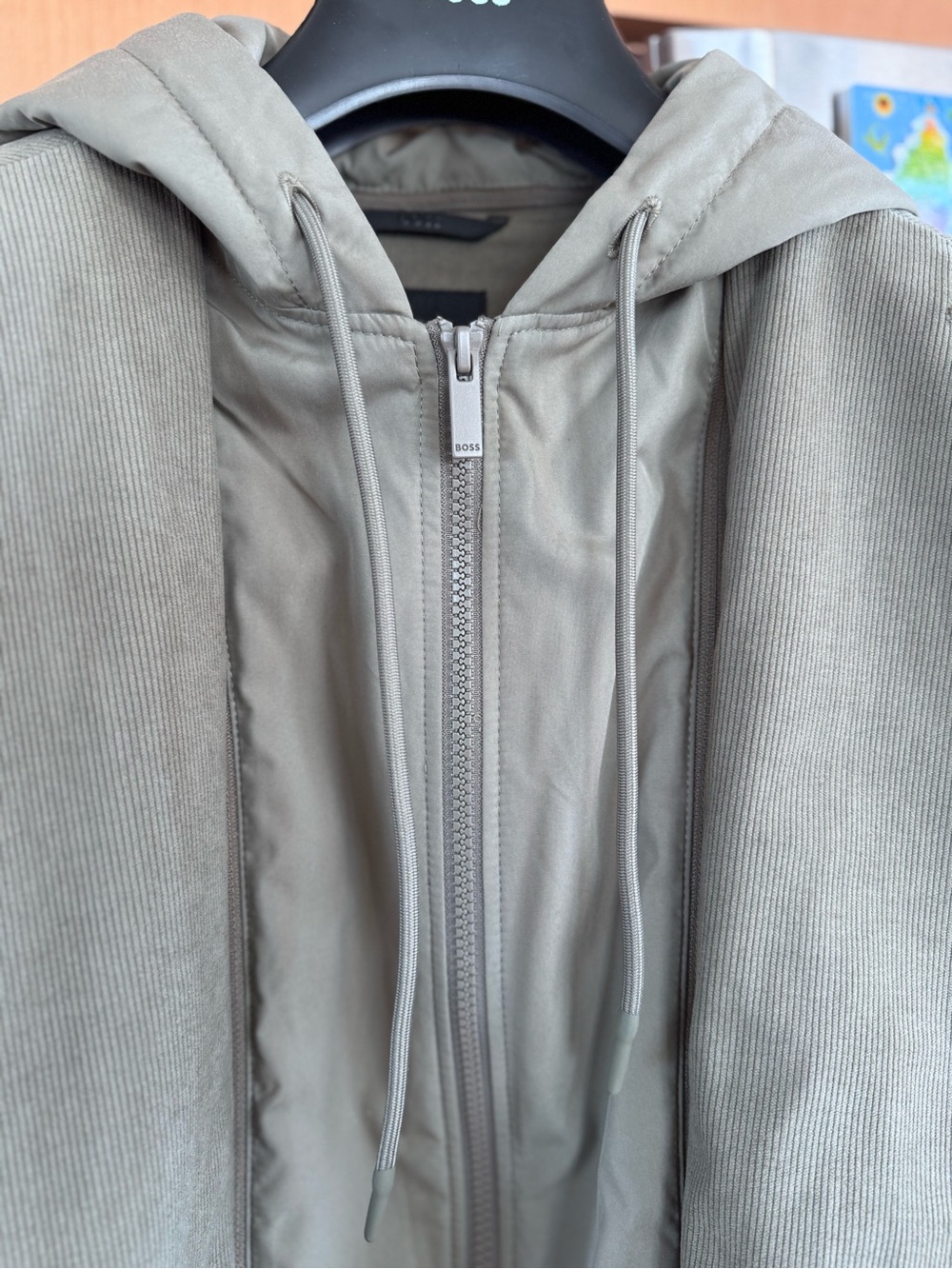 Hugo Boss Men's Olive Green Corduroy Blazer with Hooded Zip Insert - Picture 5 of 10